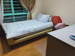 Homestay hosts & guests in Singapore .
